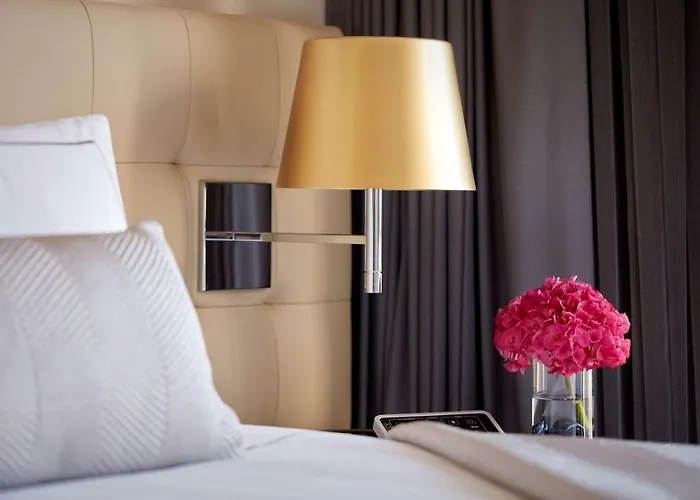 Plaza On The RiverHotel Londres